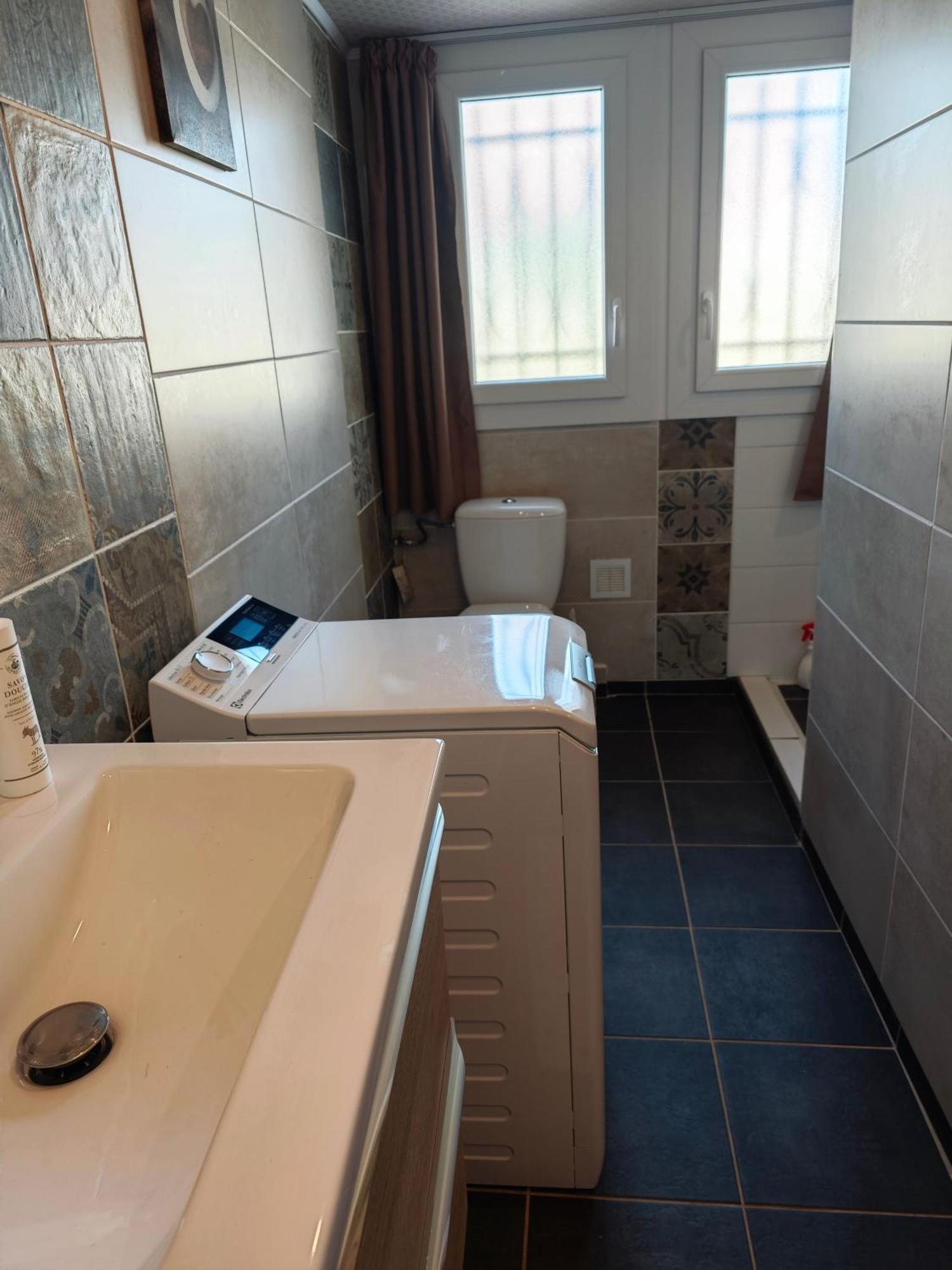 Appartement Top Entre Mer Et Montagne Thezan-les-Beziers Zewnętrze zdjęcie